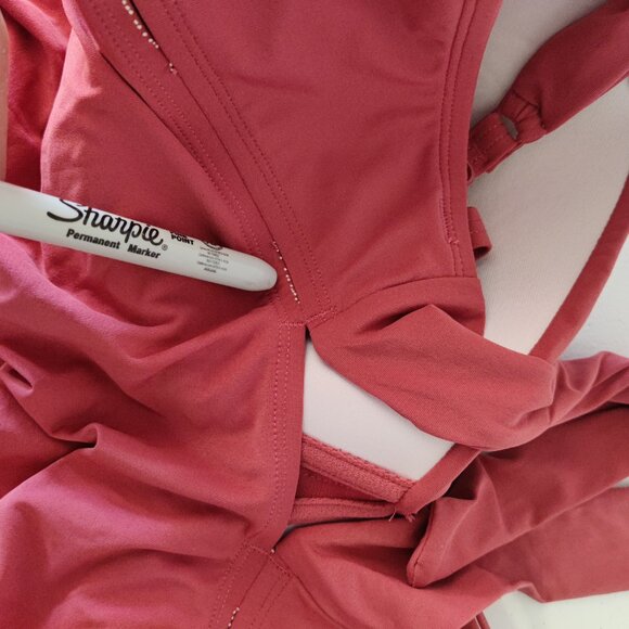 DEFECT Coco Reef Women's Underwire Shirred Bandeau Tankini Top Size 38C $99 C913 - Picture 3 of 5